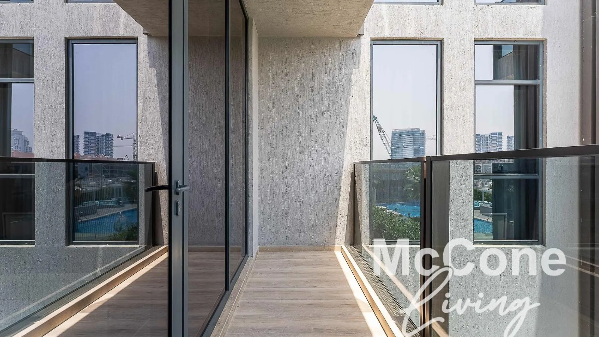 Modern Studio With Pool View & Gym Access Dubai United Arab Emirates