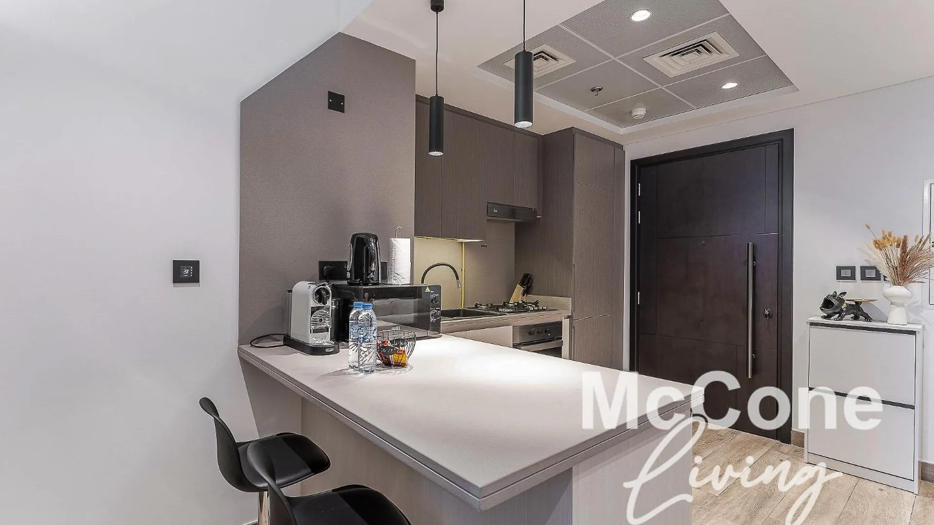 Apartment Modern Studio With Pool View & Gym Access Dubai