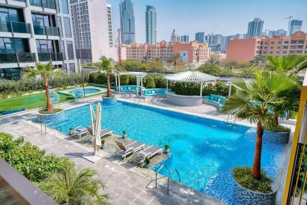 Modern Studio With Pool View & Gym Access Dubai