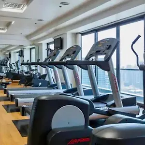 Luxury Modern In Jlt With Amazing View & Rooftop Pool - Sleeps 3 Dubai
